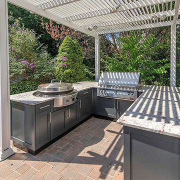 Outdoor Kitchen Featuring Evo Grill