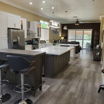 Contemporary Kitchen Remodel Done in a Two Tone Color