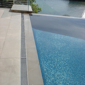 LUXE Pools