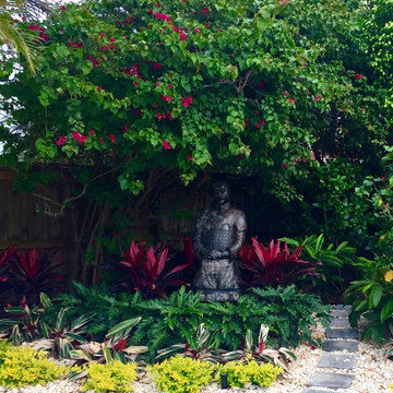 Tropical landscape spaces, All around the house.