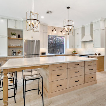 Farmhouse Kitchen & Fireplace
