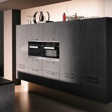 AV6084 - Embossed veneer door