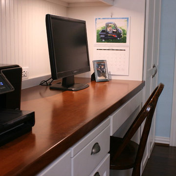 Cottage Style Home Office