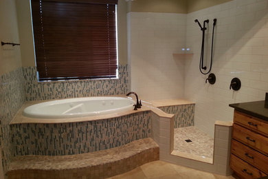 Elegant bathroom photo in Salt Lake City