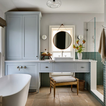 BROAD CREEK GUESTHOUSE