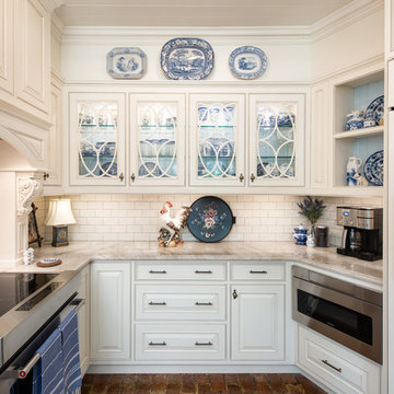English Traditional Kitchen