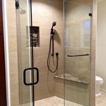 Warm Tones Transitional Bathroom