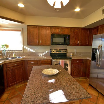 8462 E San Bernardo Dr