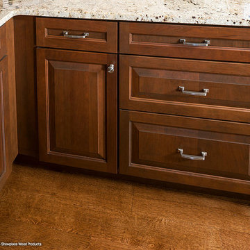 Showplace Cabinets - Kitchen