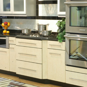 Kitchen & Bath