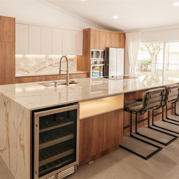 Transforming Miami Kitchens: Bespoke Renovation Mastery by D’Cassa