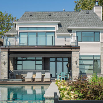 Garage In The Front