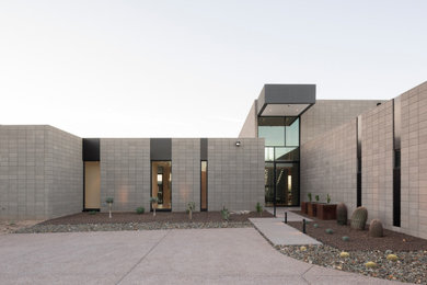 This is an example of a modern home in Phoenix.