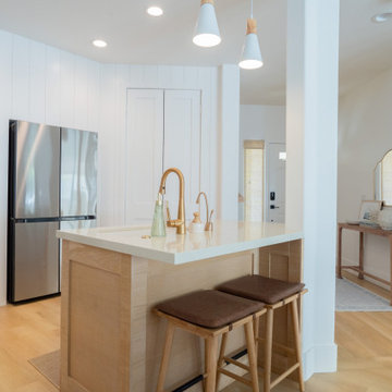 Soho Base | Modin Rigid LVP Collection in Scandinavian Customer Space | CA