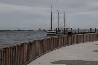 Inspiration for a craftsman deck remodel in Charleston
