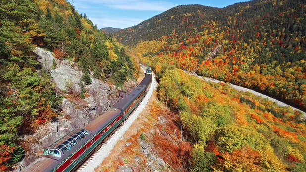 Houzz TV: Drone Video of Fall Leaves in New England Will Lift Your Soul
