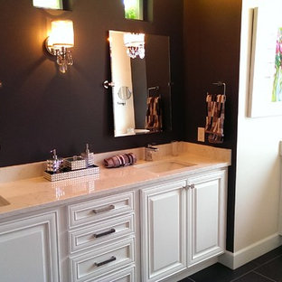 Modern Black and White Bathroom