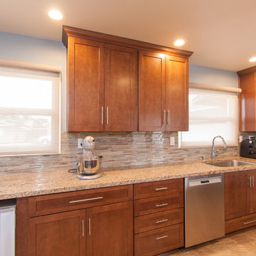 Entertaining Family Kitchen