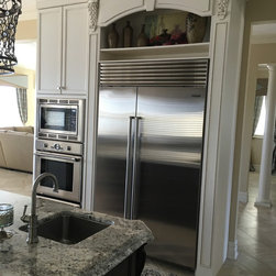 Cuisines Laurier Cabinets - Kitchen Cabinetry