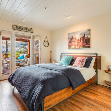 Queen Anne Beach Bungalow
