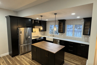 Kitchen - kitchen idea in New York