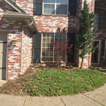 Front yard Flowerbed Makeover BEFORE