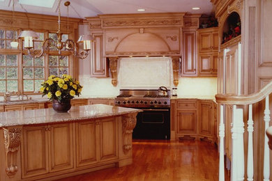 Example of a kitchen design in New York