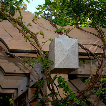 Outdoor trellis, pergolas and gazebos