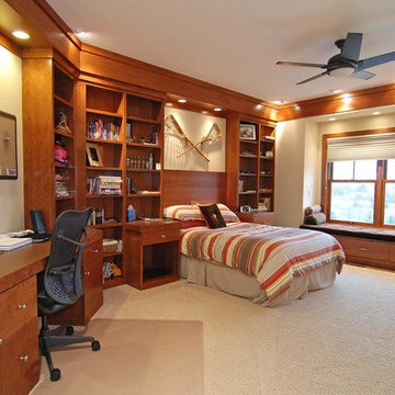 Hobby farm residence