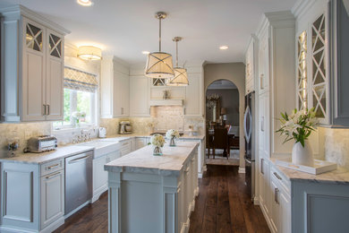 Mid-sized elegant u-shaped dark wood floor and brown floor eat-in kitchen photo in Chicago with white cabinets, multicolored backsplash, stainless steel appliances, an island, a farmhouse sink, glass-front cabinets, marble countertops and stone tile backsplash