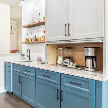 Colorful Oasis: A Dream Kitchen with Vibrant Patterns and Personality
