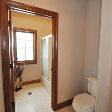 Eadon - guest bath