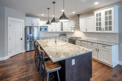 Inspiration for a mid-sized craftsman kitchen remodel in New York