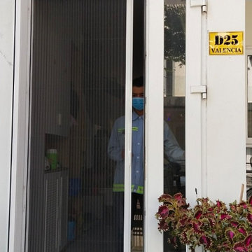 THI CÔNG LẮP ĐẶT CỬA LƯỚI CHỐNG MUỖI TẠI PHƯỜNG 10 QUẬN TÂN BÌNH