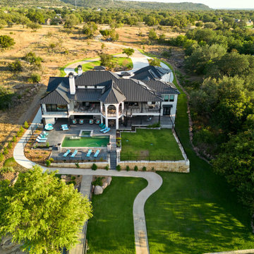 Contemporary Ranch Kingsland