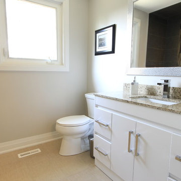 West Mississauga - Main Bath & Upstairs Hallway