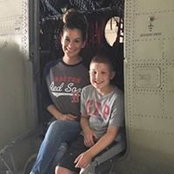Lisa Holcombe's photo
