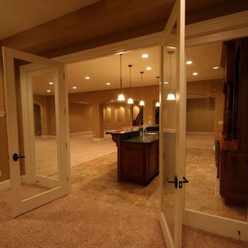 Exercise Room & Bar