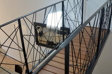 Aménagement d'un escalier contemporain.