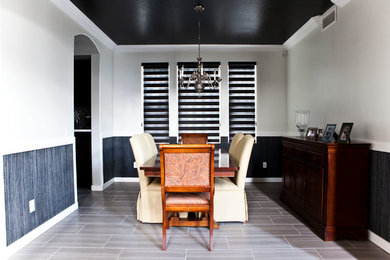 Dining room - contemporary dining room idea in San Diego