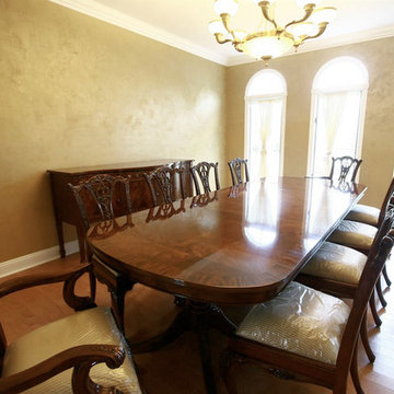 Duncan Phyfe Traditional Mahogany Dining Table (AP 79 138 SP) in Customer's Home