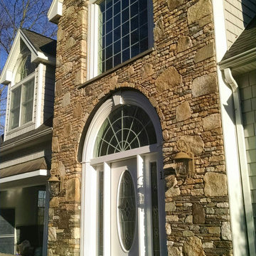 Veneer Traditional Home Siding