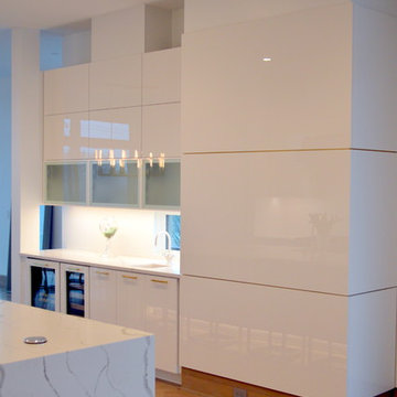 Lee's Beach Modern