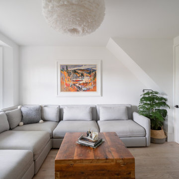 Roncesvalles Home