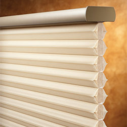 Hunter Douglas Alustra&reg; - Cellular Shades