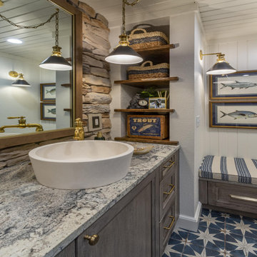 Revitalized Lakeside Retreat Bath