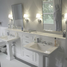 BATHROOM / 21 ALFRED