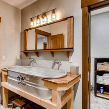 Bunkhouse Bathroom