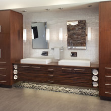 River House bathroom