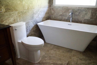Example of a bathroom design in Los Angeles